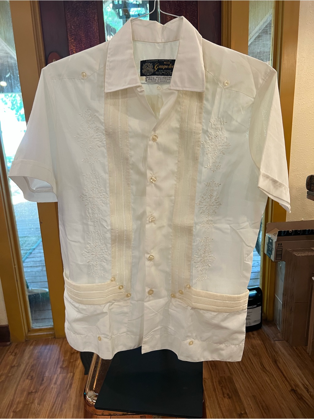 Classic Men's White Guayabera Shirt - Short Sleeve Button-Down